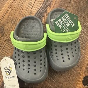 Joybees Toddler Harper Slip-On Clogs - Charcoal/Lime 10/11
